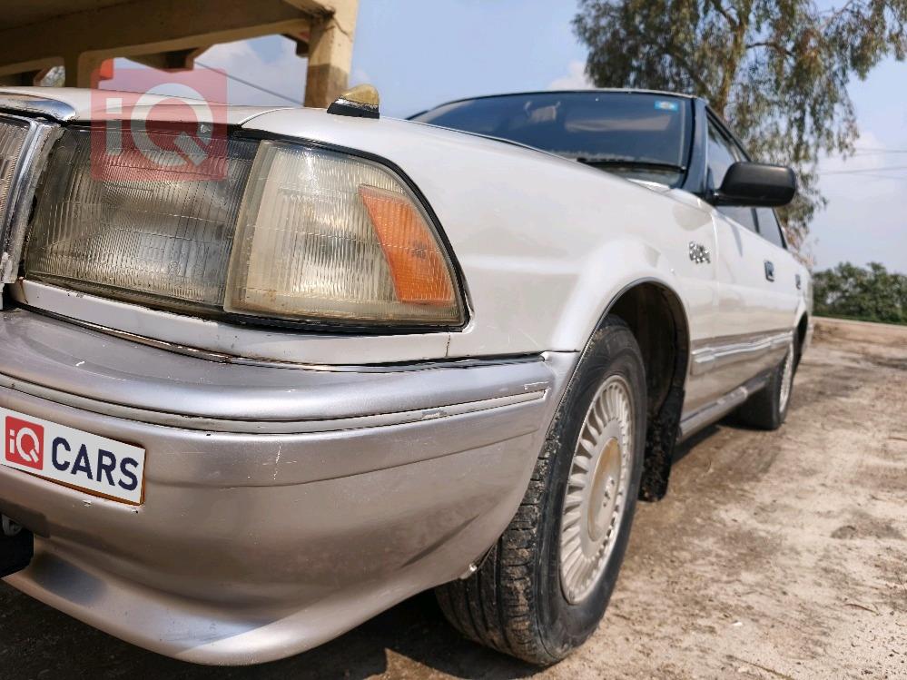 تۆیۆتا کراون